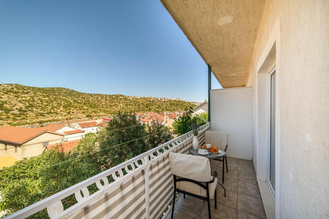 Apartments Kardum Sibenik Bagian luar foto